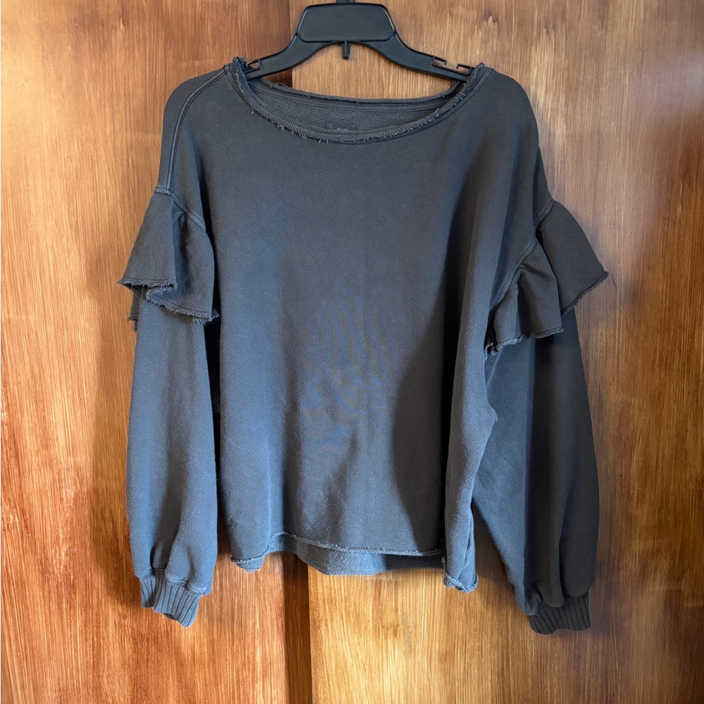 EUC Aerie Ruffle Sleeve 100% Cotton Sweatshirt | Women’s Small OVERSIZED 23” PTP
